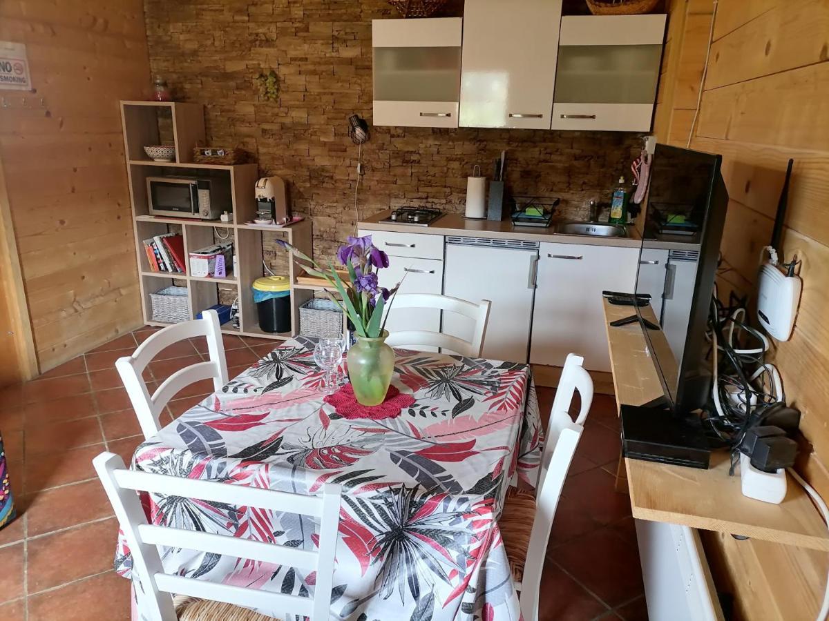 Apartma Suzy Pobegi Zewnętrze zdjęcie